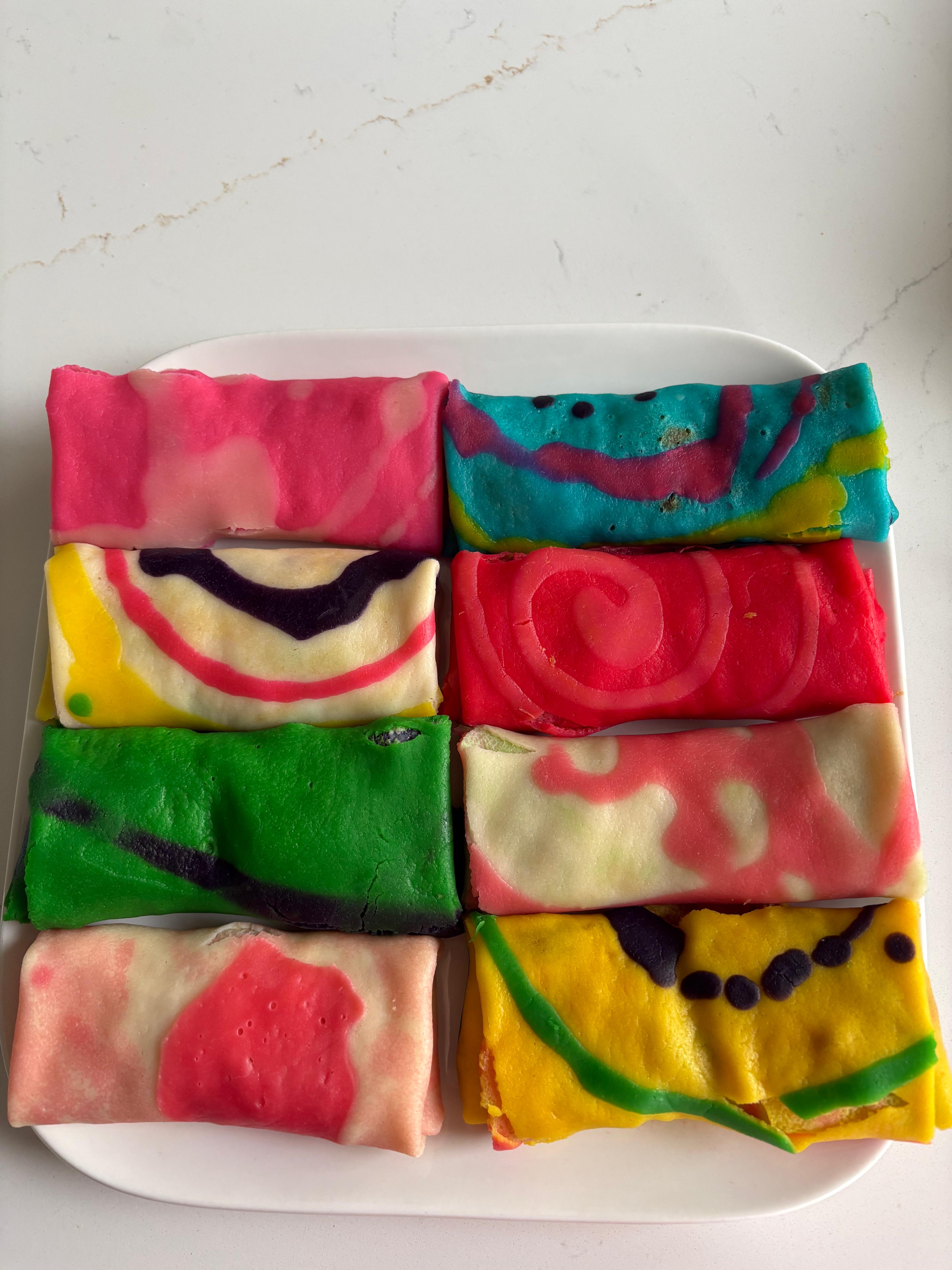 Selectie kleurrijke handgemaakte laagjescake